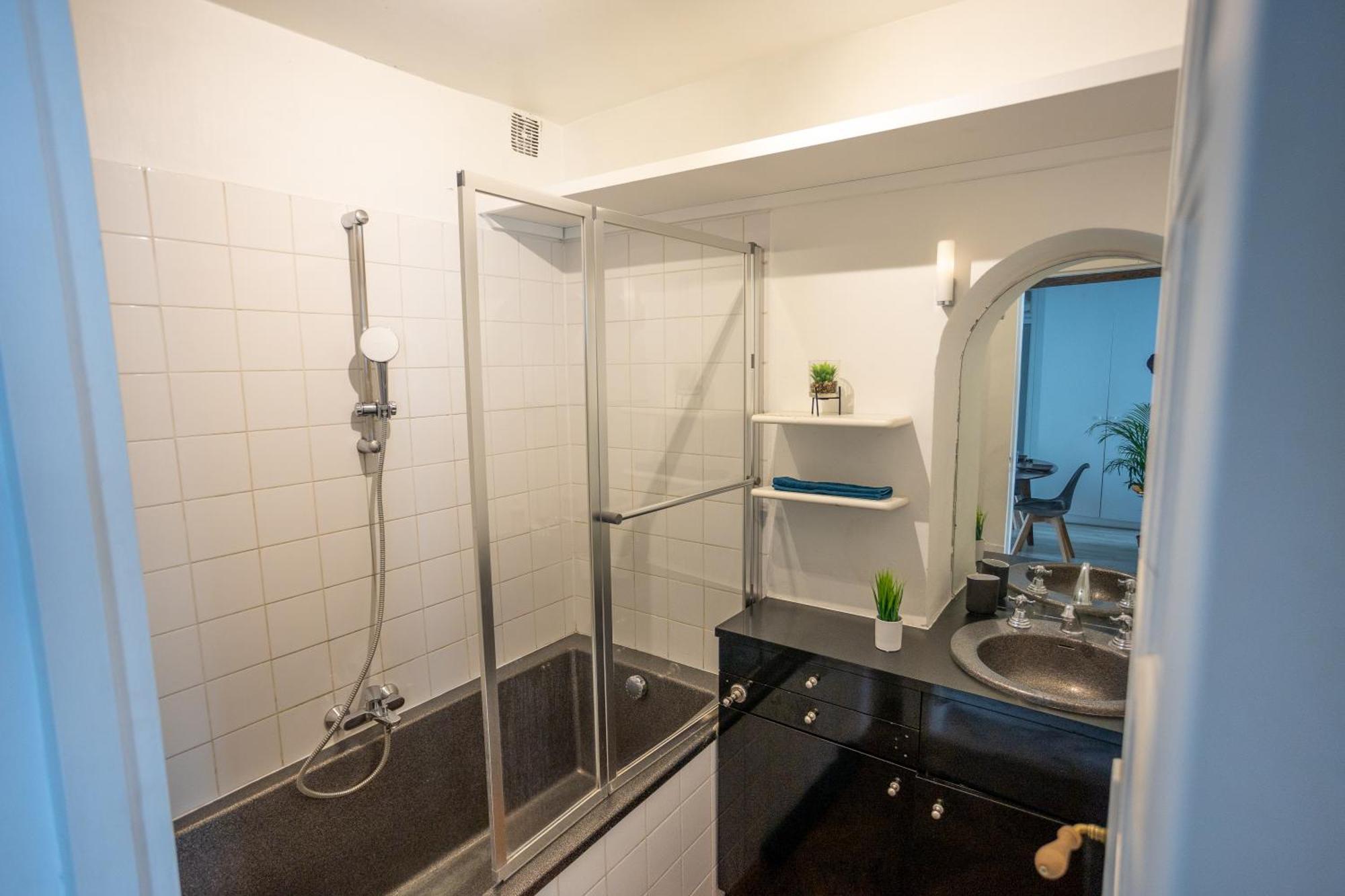 Apartament Loft Unique Au Coeur De Paris Quarter Opera Garnier - Musee Du Louvre Zewnętrze zdjęcie